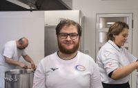 Foto 2 di 18